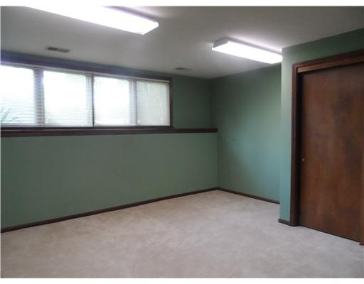 16145 Candlewycke Ct, Granger, IN 46530 photo 18
