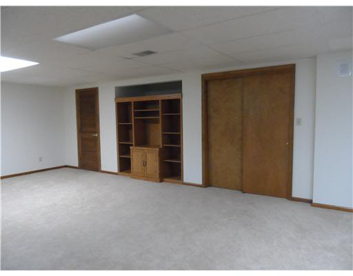16145 Candlewycke Ct, Granger, IN 46530 photo 14