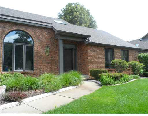 16145 Candlewycke Ct, Granger, IN 46530 photo 2