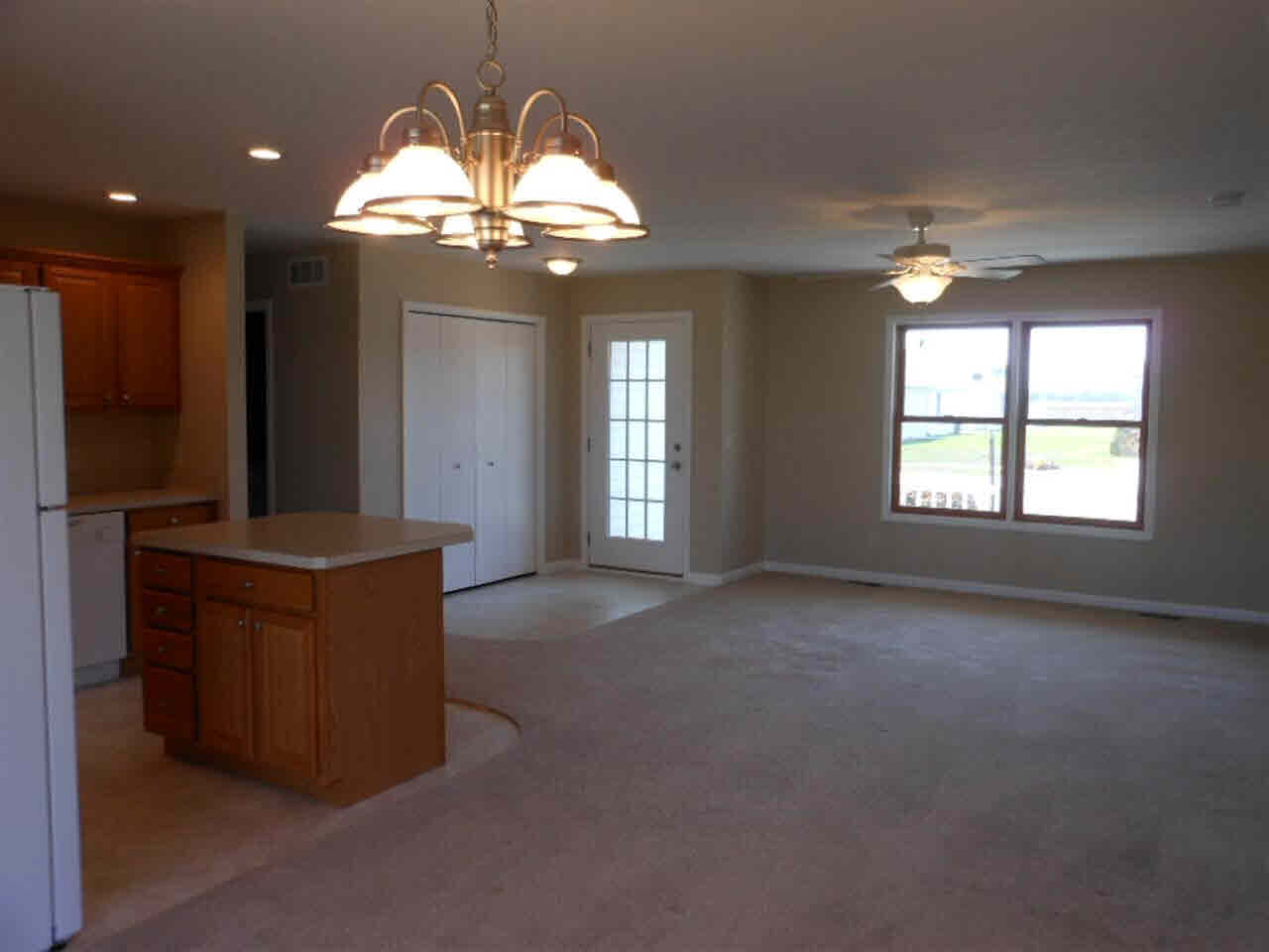 2025 Carina Cir, Goshen, IN 46526 photo 6