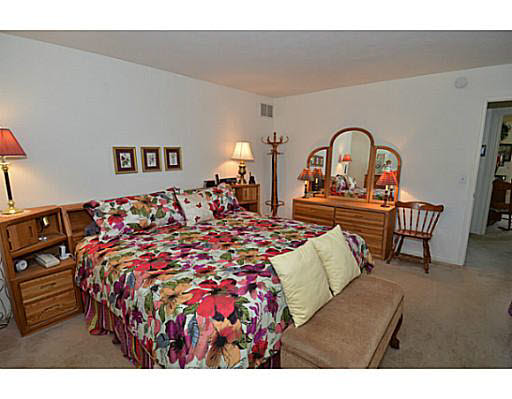 18215 Balston Cir, South Bend, IN 46637 photo 11