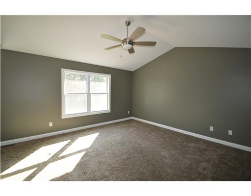 19080 Golden Pond, South Bend, IN 46637 photo 5