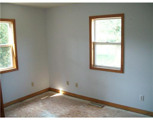 836 S 725 E, Mill Creek, IN 46365 photo 8