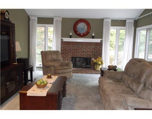 17925 Amberwood Ln, South Bend, IN 46635 photo 8