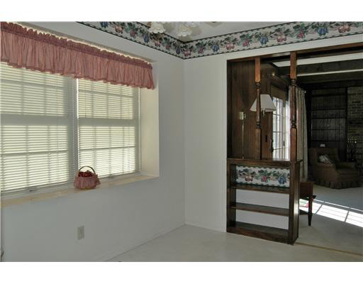 55730 Raintree Dr, Osceola, IN 46561 photo 7