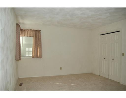55730 Raintree Dr, Osceola, IN 46561 photo 12