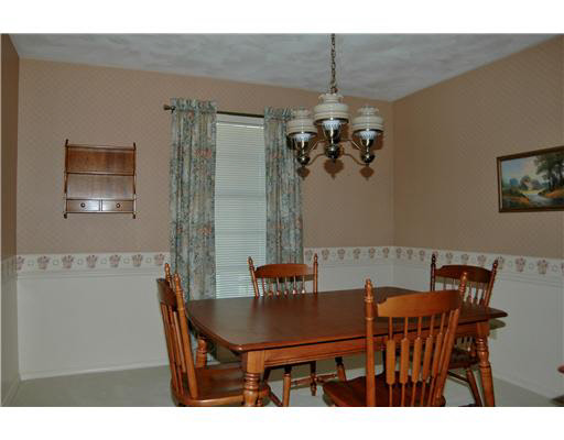 55730 Raintree Dr, Osceola, IN 46561 photo 9