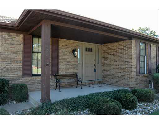 55730 Raintree Dr, Osceola, IN 46561 photo 2