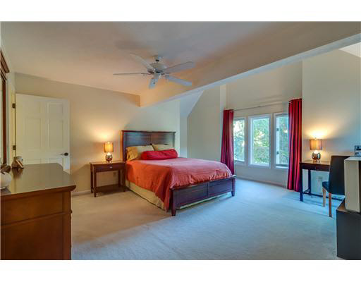 17000 Barryknoll Way, Granger, IN 46530 photo 16
