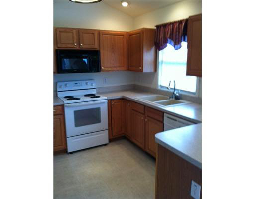1810 Tea Rose Ln, Mishawaka, IN 46544 photo 2