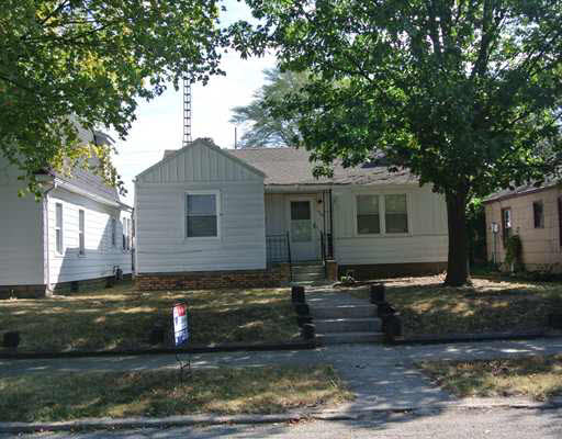 506 Burdette St, Mishawaka, IN 46544 photo 1