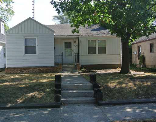 506 Burdette St, Mishawaka, IN 46544 photo 2