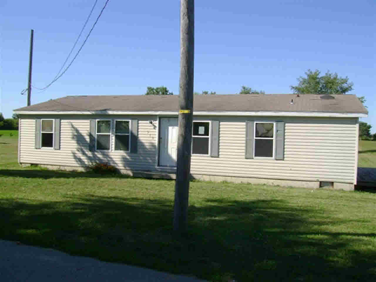 513 E High St, Etna Green, IN 46524 photo 14