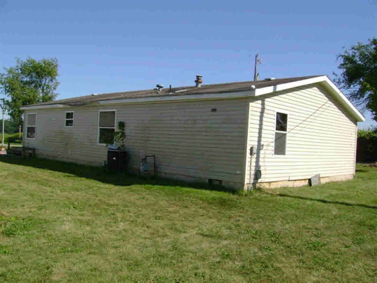513 E High St, Etna Green, IN 46524 photo 16