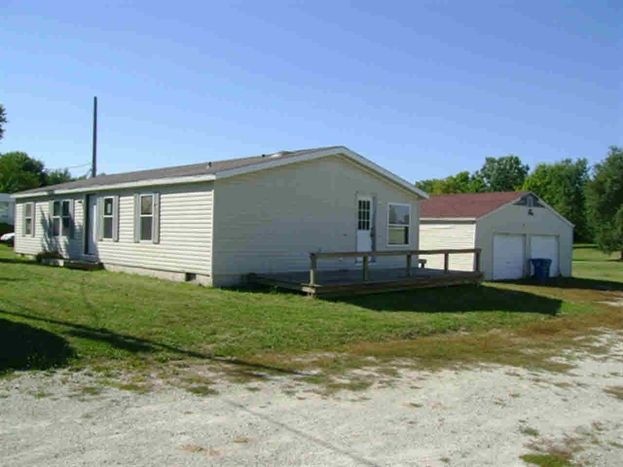 513 E High St, Etna Green, IN 46524 photo 15