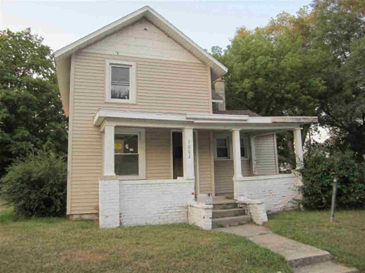 1802 E 3rd St, Mishawaka, IN 46544 photo 1