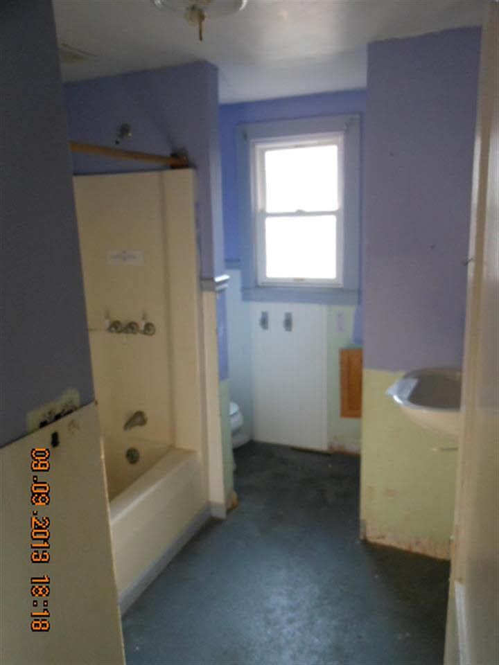 1307 Division St, Goshen, IN 46526 photo 12