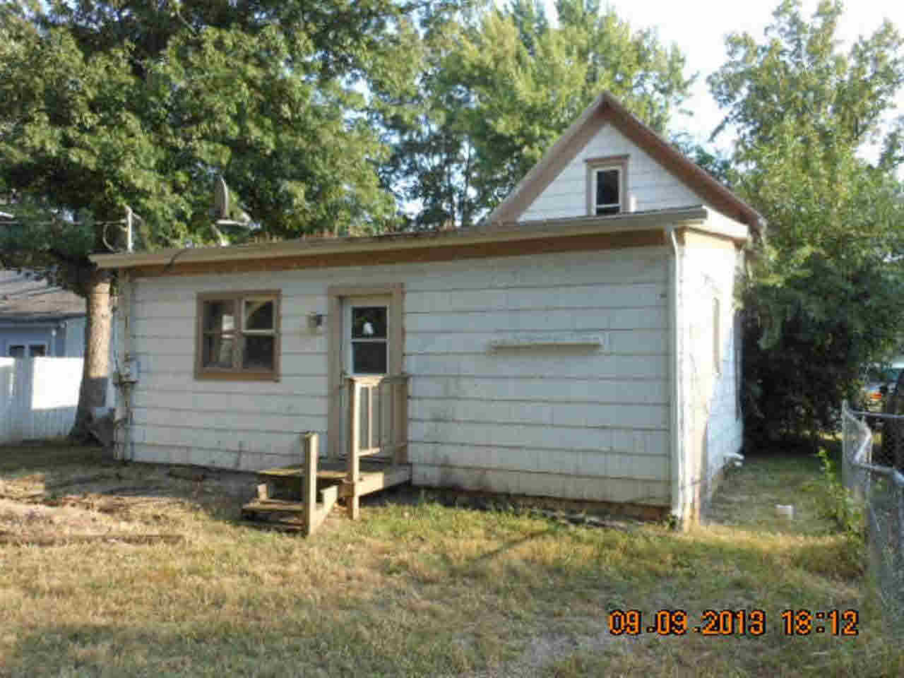 1307 Division St, Goshen, IN 46526 photo 5