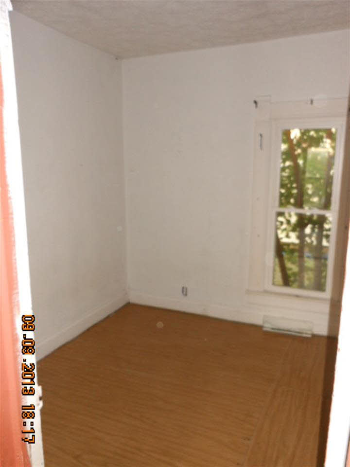 1307 Division St, Goshen, IN 46526 photo 9