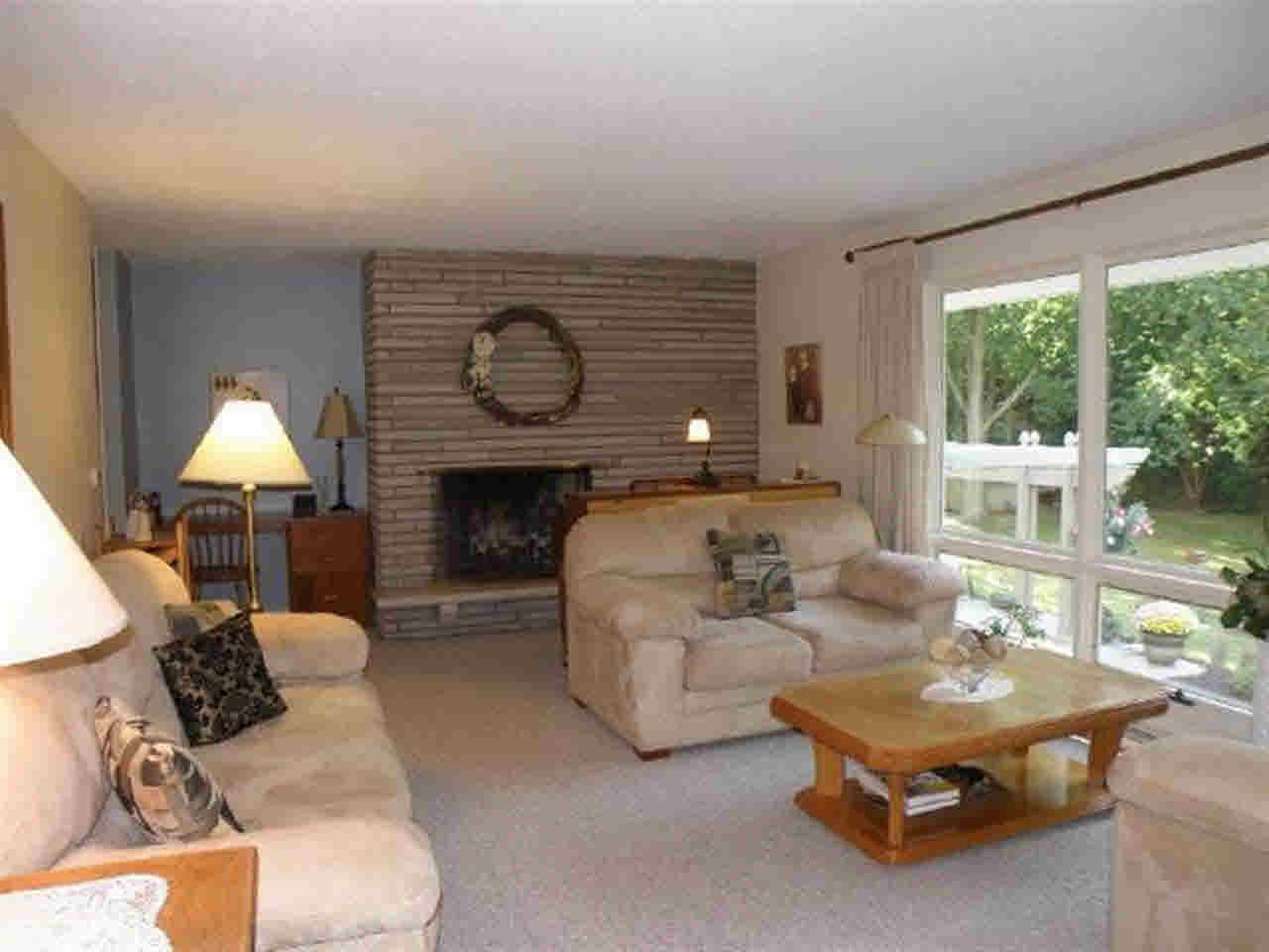 26171 Vista Ln, Elkhart, IN 46517 photo 6