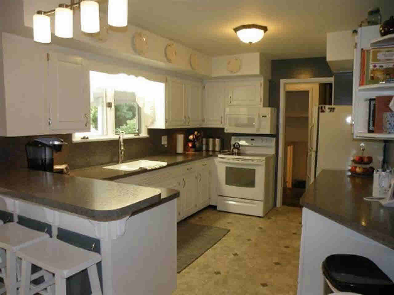 26171 Vista Ln, Elkhart, IN 46517 photo 9
