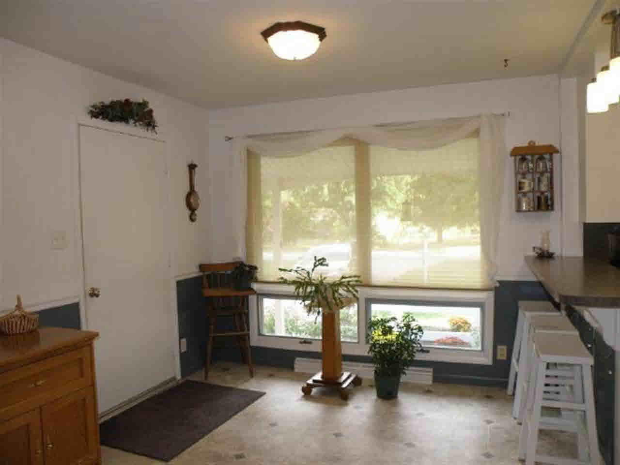 26171 Vista Ln, Elkhart, IN 46517 photo 13