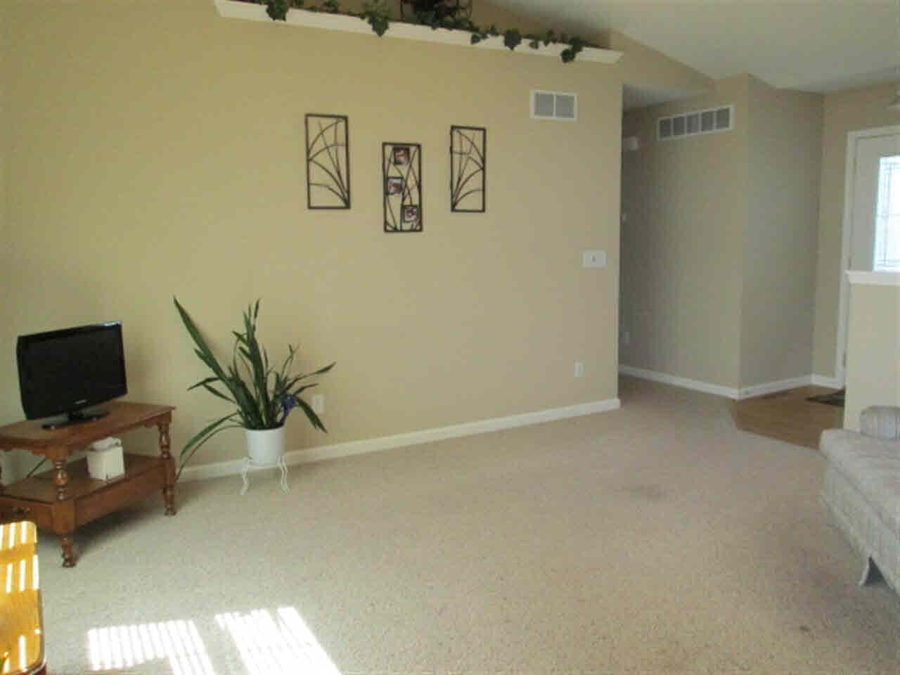 30354 Wyndtree Blvd, Elkhart, IN 46516 photo 12