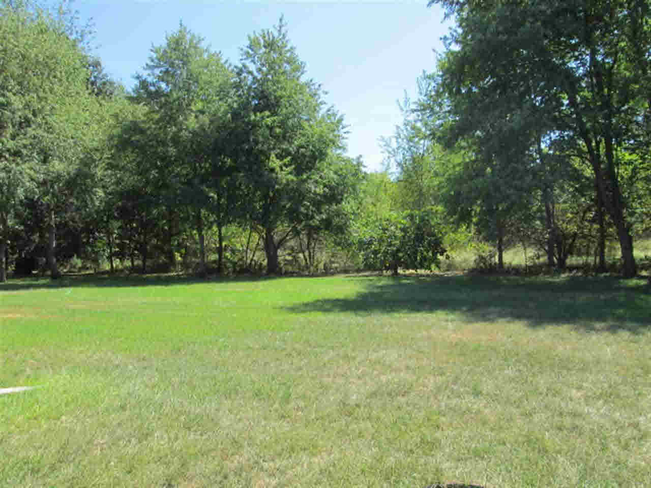 30354 Wyndtree Blvd, Elkhart, IN 46516 photo 2
