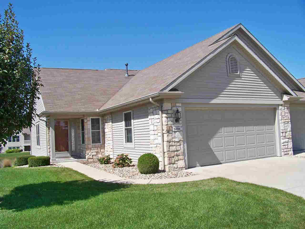 1438 Canterbury Ct, Goshen, IN 46526 photo 3