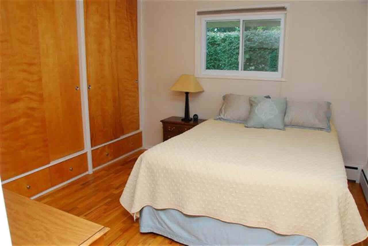 2904 Greenleaf Blvd, Elkhart, IN 46514 photo 11