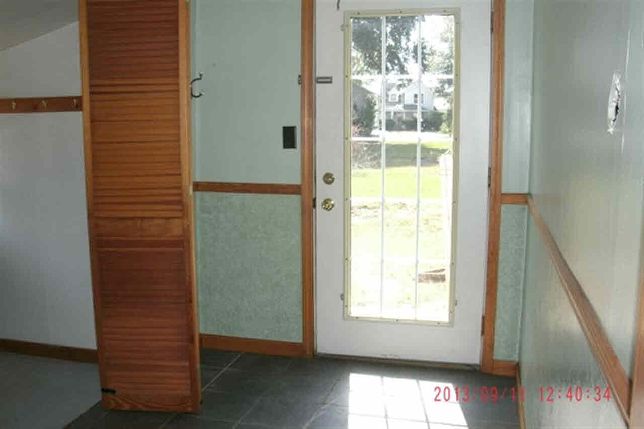 9635 W Barry St, Orland, IN 46776 photo 12