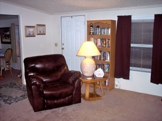 404 E County Line Rd, Wolcottville, IN 46795 photo 13