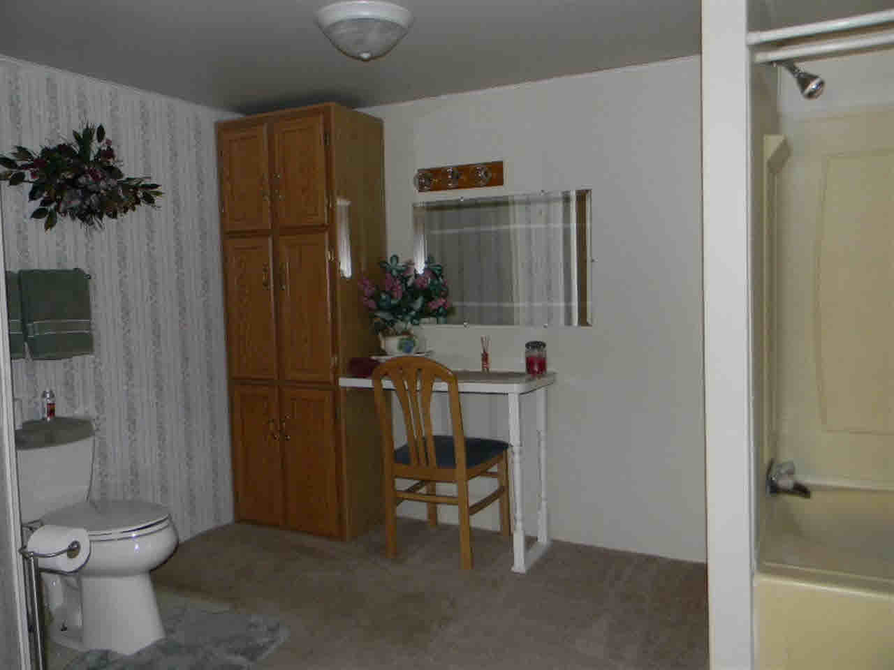 404 E County Line Rd, Wolcottville, IN 46795 photo 19