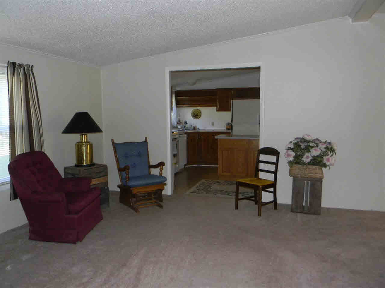 404 E County Line Rd, Wolcottville, IN 46795 photo 25