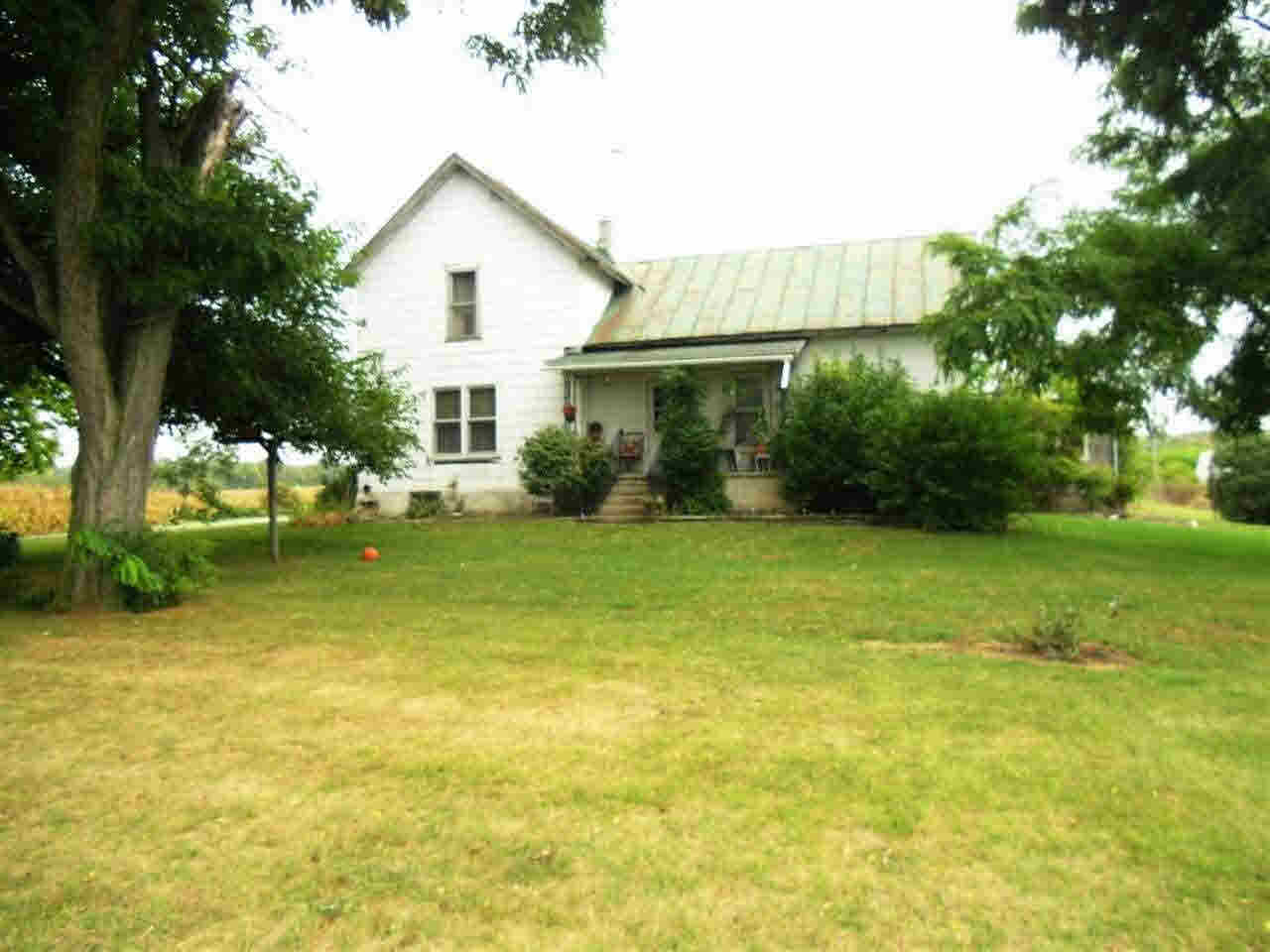 5649 E 100 N, Kendallville, IN 46755 photo 1