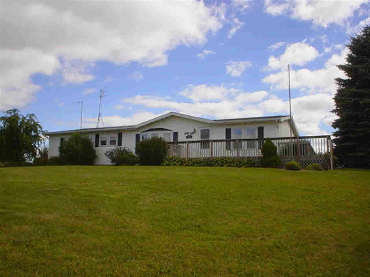 8555 W 400 S, Hudson, IN 46747 photo 1