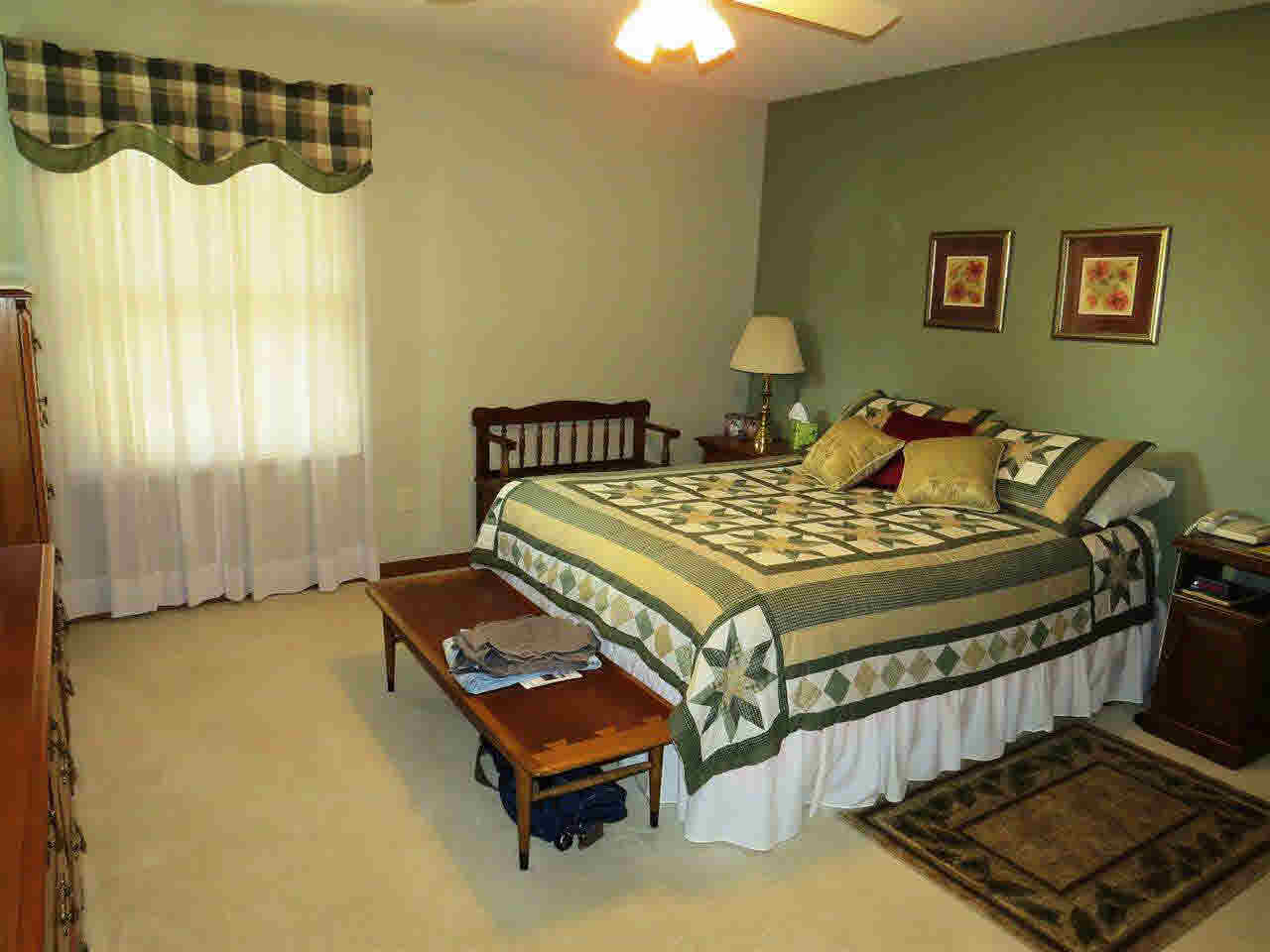 426 Hillcrest Dr, Goshen, IN 46528 photo 9