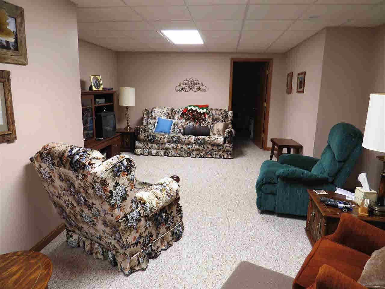 426 Hillcrest Dr, Goshen, IN 46528 photo 12
