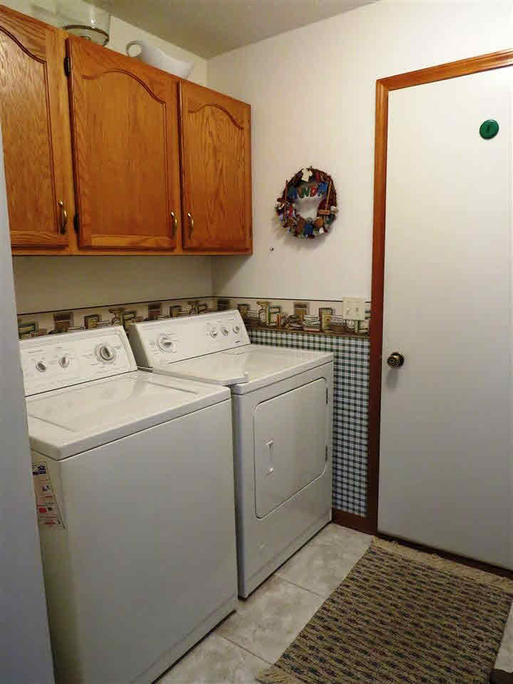 426 Hillcrest Dr, Goshen, IN 46528 photo 8