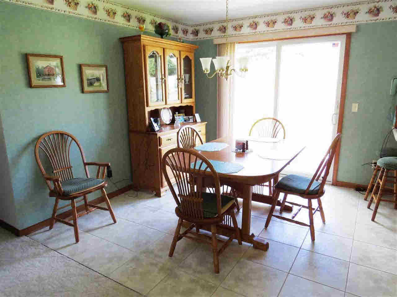 426 Hillcrest Dr, Goshen, IN 46528 photo 3