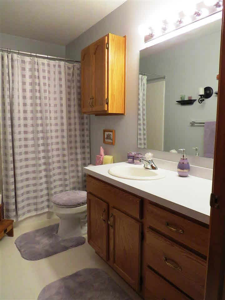 426 Hillcrest Dr, Goshen, IN 46528 photo 11