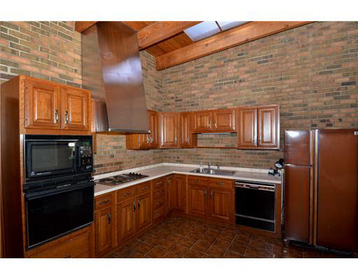 1820 Ribourde Dr, South Bend, IN 46628 photo 14