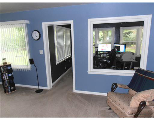 20084 Jewell Ave, South Bend, IN 46614 photo 2