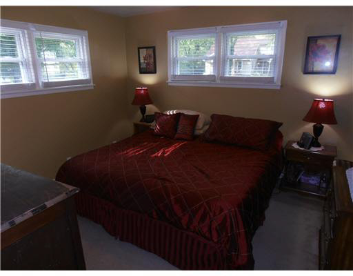 20084 Jewell Ave, South Bend, IN 46614 photo 11