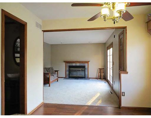 12363 Pennyroyal Ln, Granger, IN 46530 photo 8