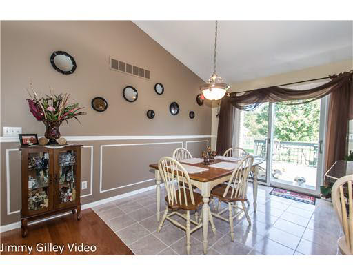 55798 Black Pheasant Dr, Osceola, IN 46561 photo 2