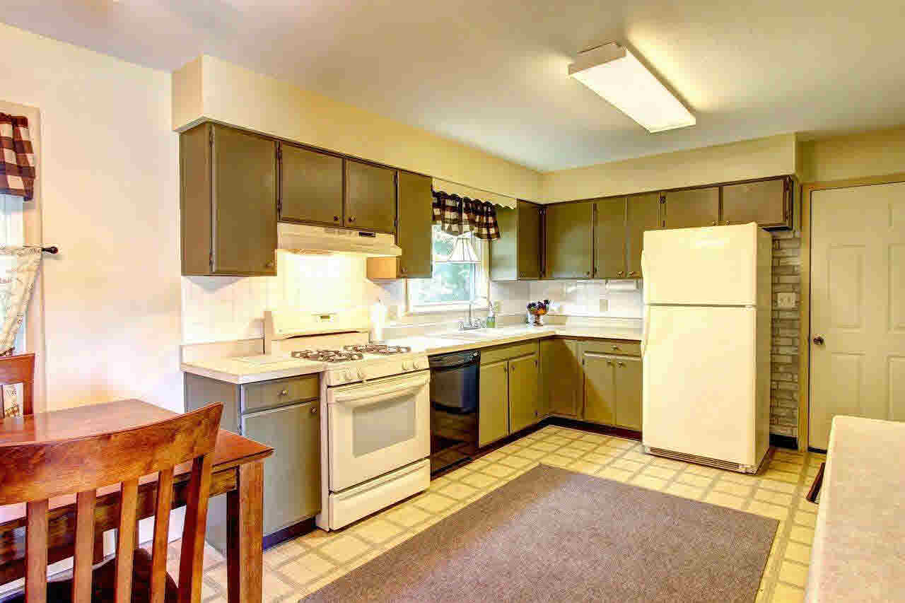 309 S Greene Rd, Goshen, IN 46526 photo 2
