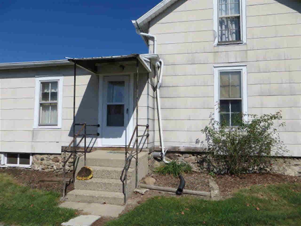 654 E Wayne St, Kendallville, IN 46755 photo 6