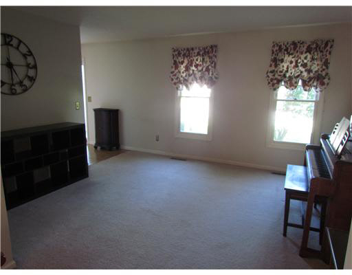 14556 Skybreeze Ct, Granger, IN 46530 photo 8