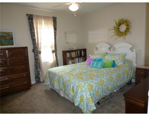 2435 E Market St, Nappanee, IN 46550 photo 8